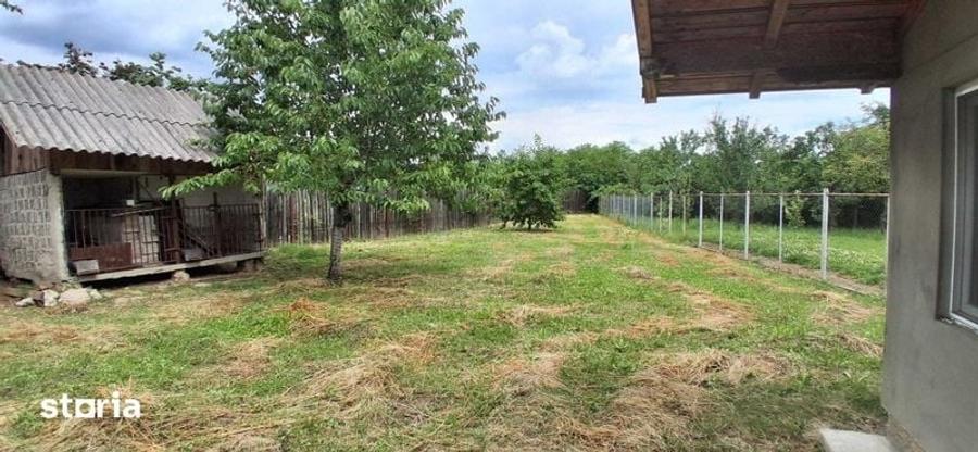 Casă cu 4 camere decomandat cu Teren 132 Mp în Central