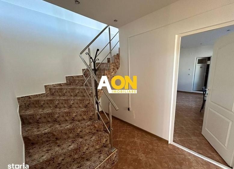 Casă individuală cu 3 camere cu Canalizare în Central