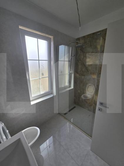 Duplex cu 3 camere cu Canalizare în Urseni