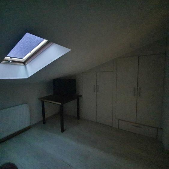 Apartament mansarda 2 camere 1 baie bucatarie - 6