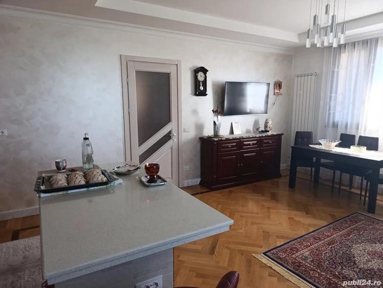 Casă cu 4 camere în Târgu Neamț