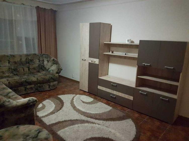 Apartament cu 2 camere decomandat în Galata