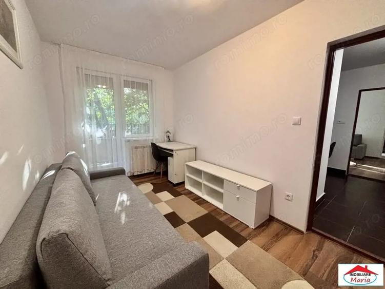 Apartament cu 3 camere în Careiului