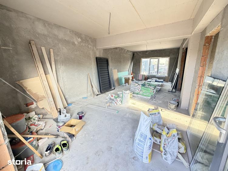 Casă cu 4 camere cu Teren 260 Mp în Glina