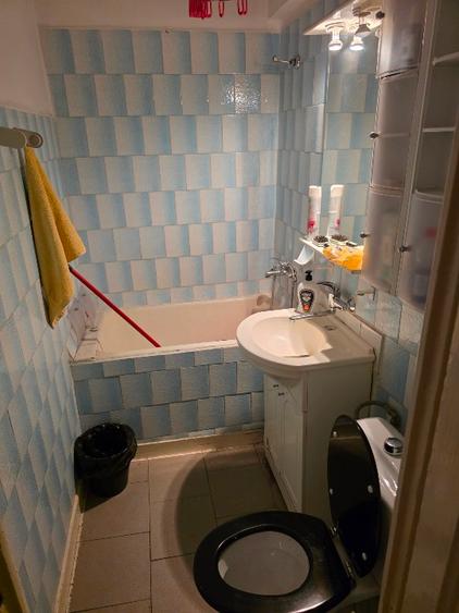 Proprietar vand ap. 2 camere Zona Vasile Parvan, Kogalniceanu - 5