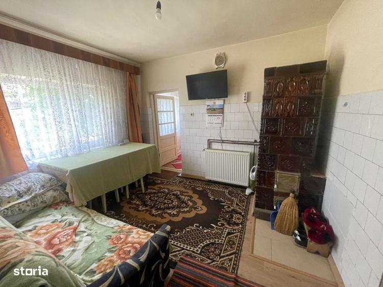 Casă cu 4 camere în Șimnicu de Jos