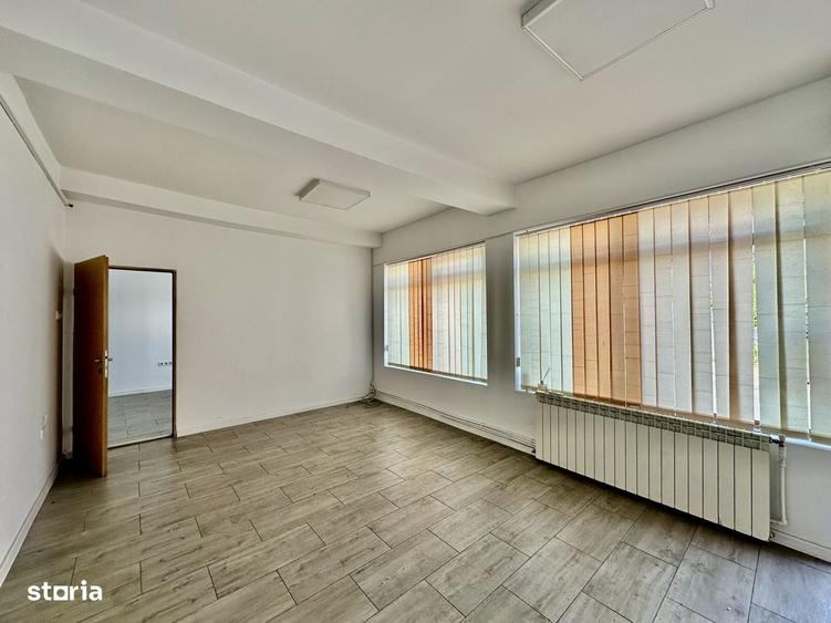 Spațiu comercial, de 50 mp, în Central