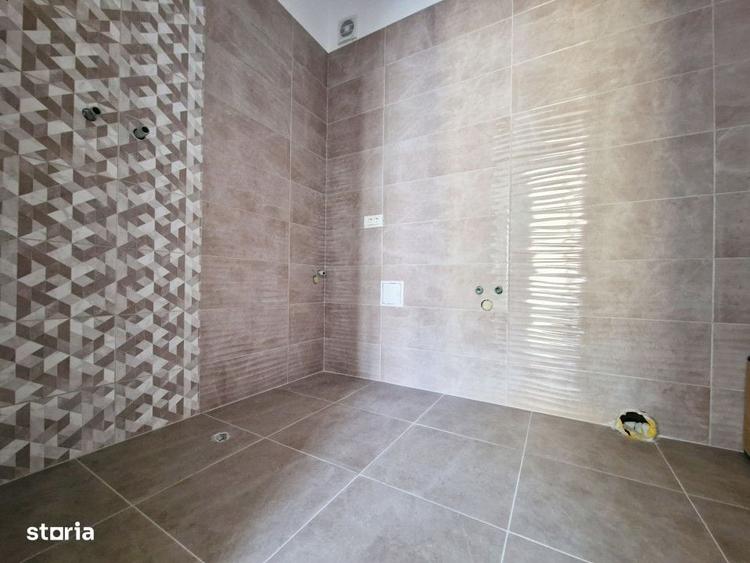 Apartament cu 3 camere decomandat în Sud