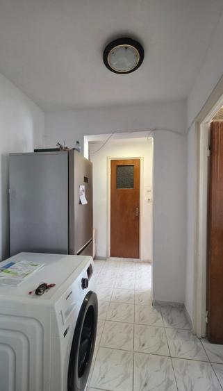 Apartament cu 2 camere decomandat în Titulescu