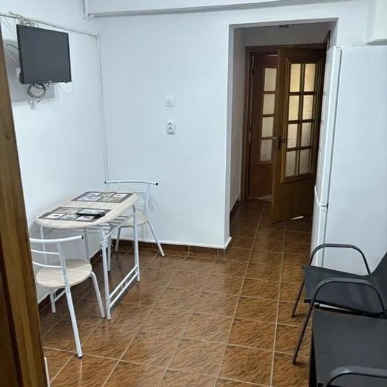 Apartament cu 2 camere decomandat în Colentina