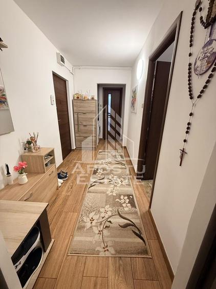 Apartament cu 2 camere decomandat în Lipovei
