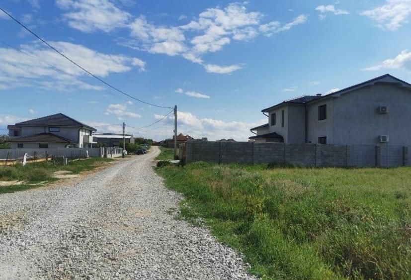Teren intravilan de 750 mp, în Cihei