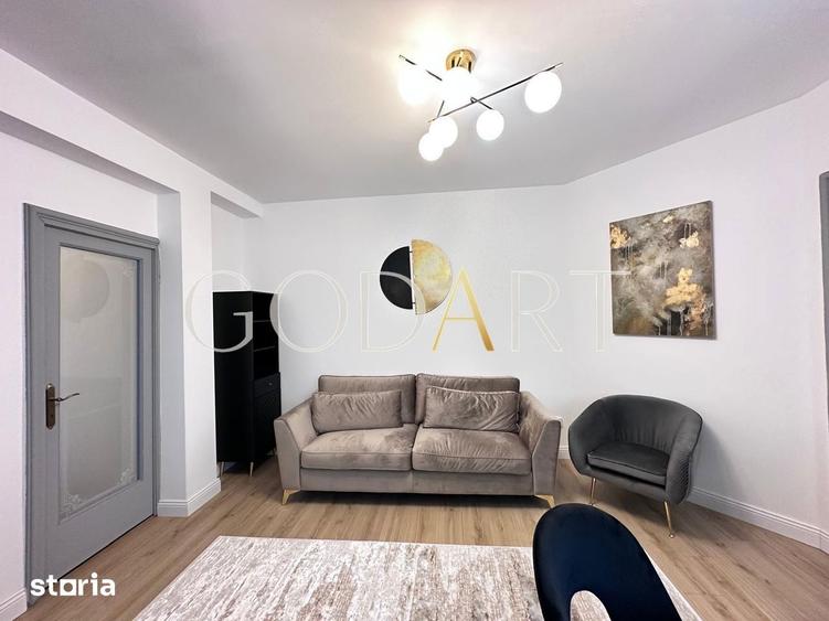 Apartament cu 2 camere, mobilat în Victoriei