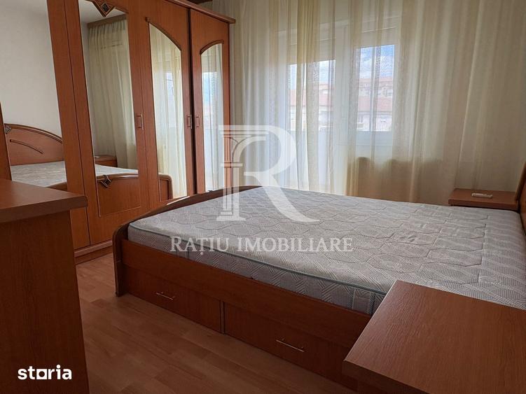 Apartament cu 3 camere decomandat în Decebal