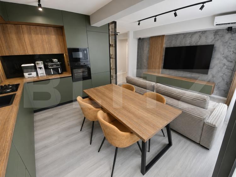 Apartament cu 3 camere semidecomandat, mobilat în Baciu