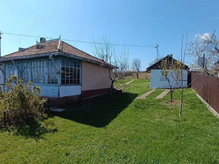 Casă cu Teren 10000 Mp în Ionășeni (Trușești)