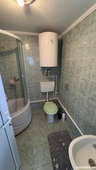 Casă cu 5 camere cu Teren 1347 Mp în Odaia Manolache