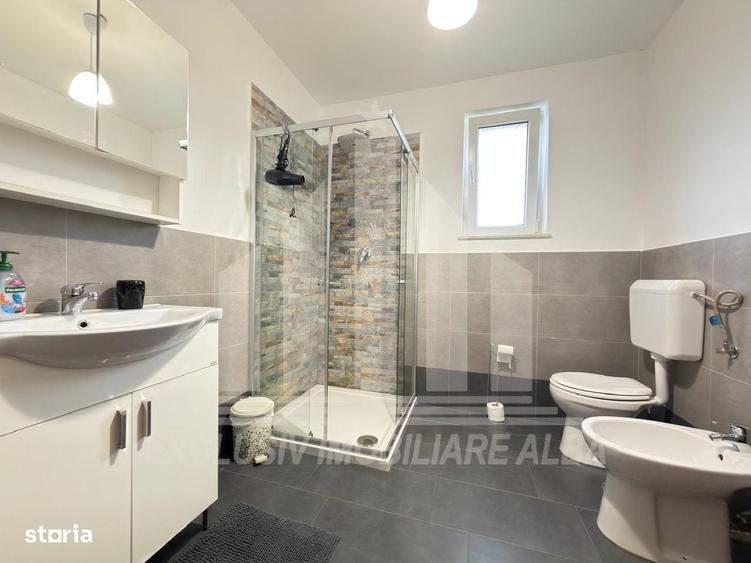Apartament cu 3 camere decomandat în Cetate