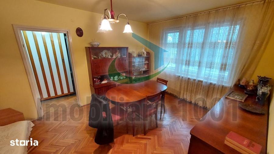 Apartament cu 2 camere semidecomandat în Săsar