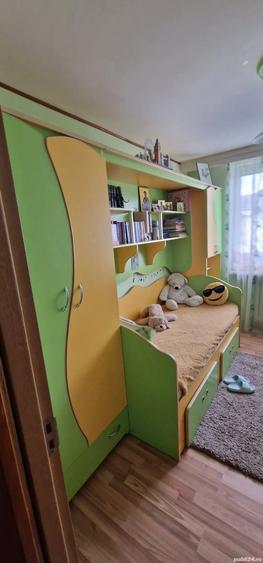 Apartament cu 3 camere decomandat în Precista