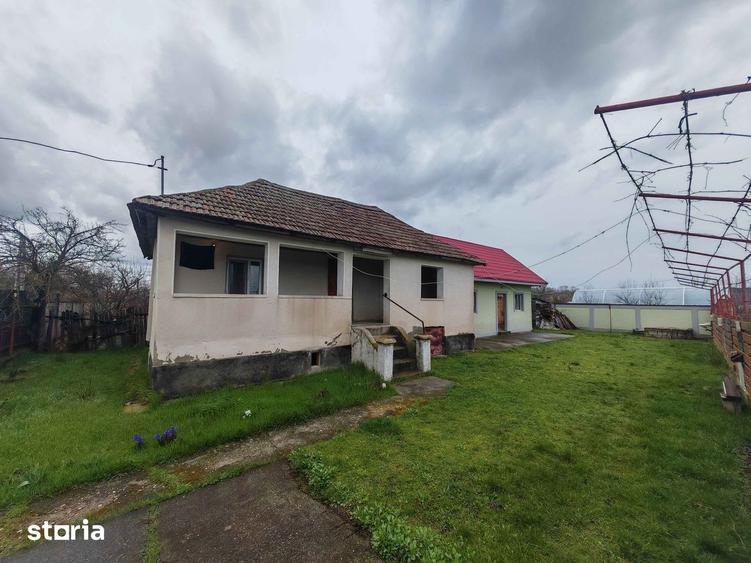 Casă cu 3 camere cu Teren 1528 Mp în Optași
