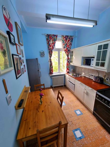 Apartament cu 2 camere decomandat în Lahovari