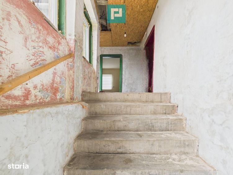 Casă cu 3 camere cu Teren 1216 Mp în Vinga