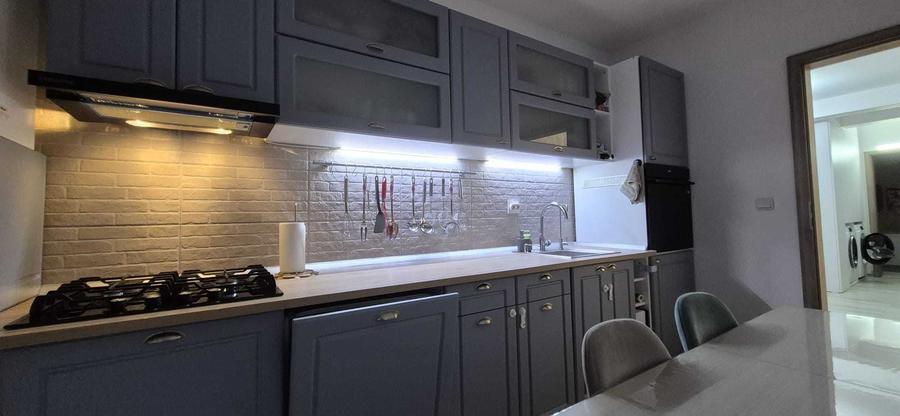 Apartament cu 3 camere decomandat în Rudicica