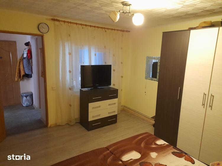 Casă cu 3 camere cu Teren 1000 Mp în Robănești