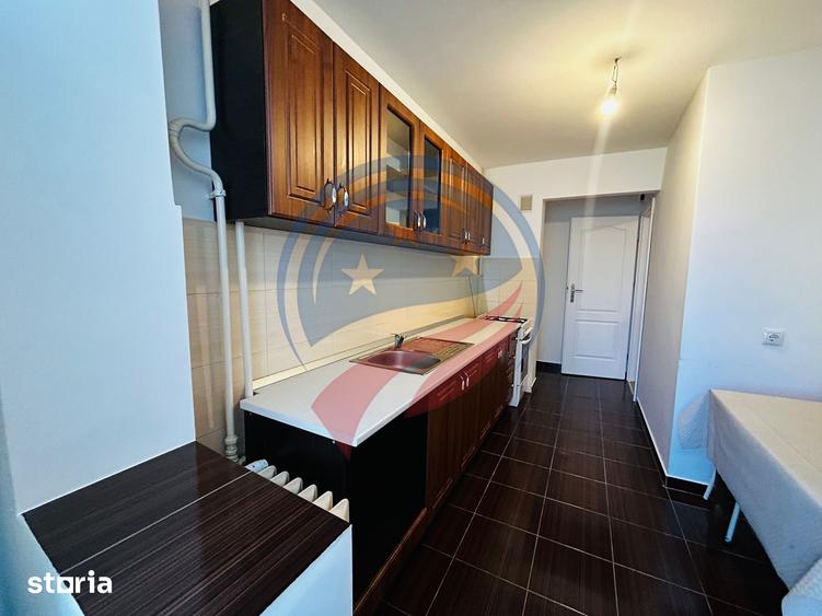 Apartament cu 4 camere în Valea Rosie
