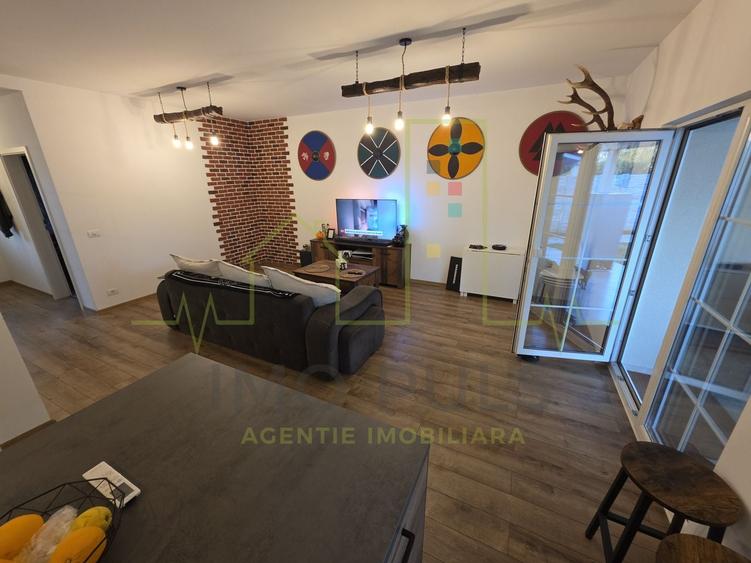 Duplex cu 5 camere cu Canalizare în Ghiroda