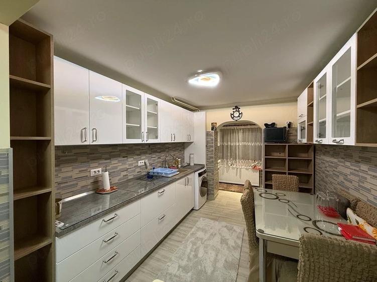 Apartament cu 2 camere decomandat în Lipovei
