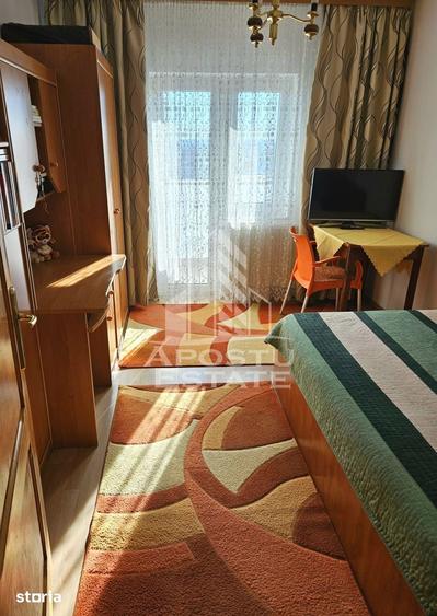 Apartament cu 3 camere decomandat în Fortuna