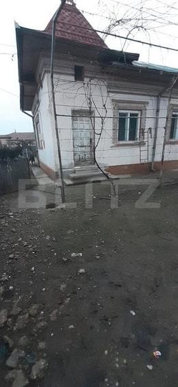 Casă individuală cu 5 camere cu Canalizare în Găești