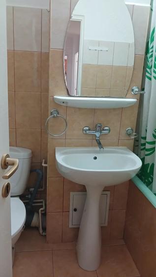 Apartament cu 2 camere decomandat în Traian