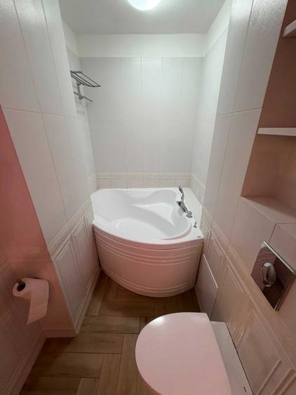 Apartament cu 3 camere decomandat în Dacia