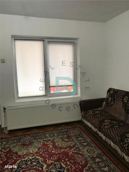 Casă cu 5 camere cu Teren 500 Mp în Stupini