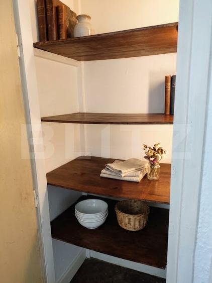 Apartament cu 3 camere semidecomandat în Sud-Est