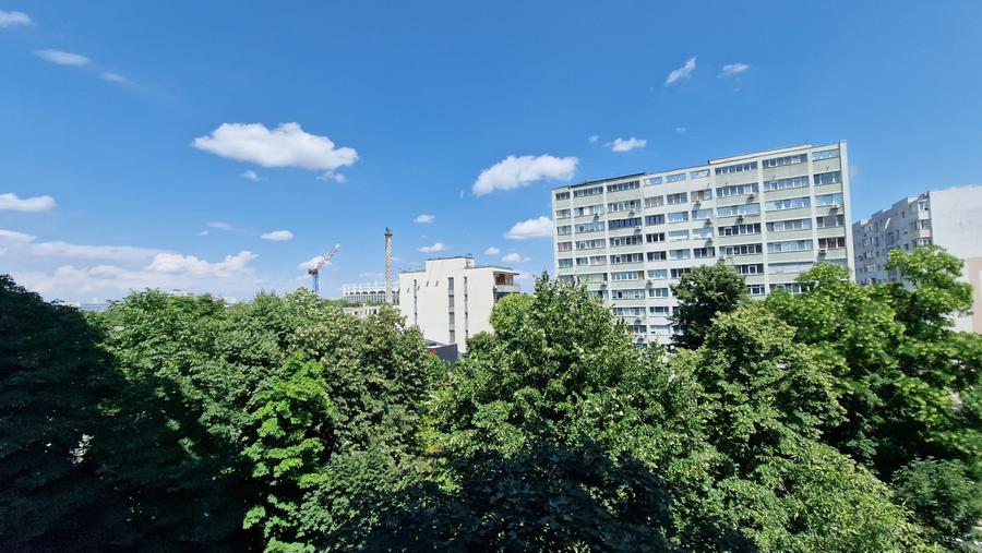 Apartament cu 2 camere semidecomandat, mobilat în P-ța Muncii