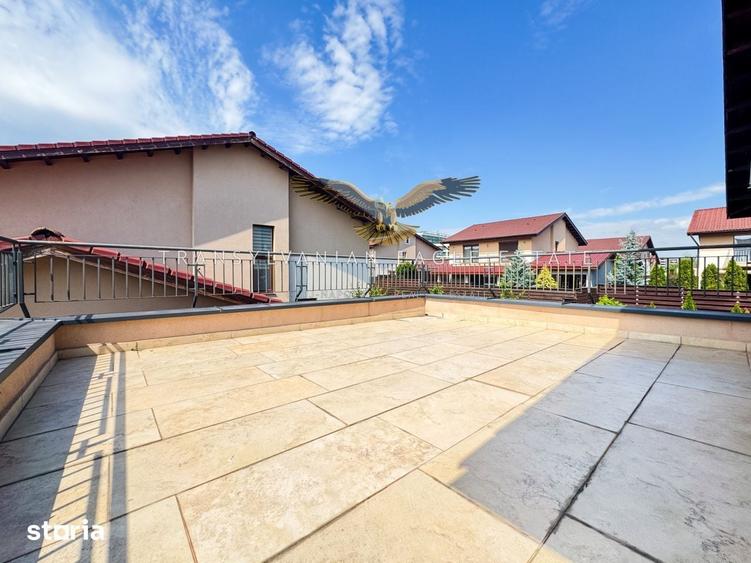 Casă cu 5 camere cu Teren 530 Mp în Gheorgheni