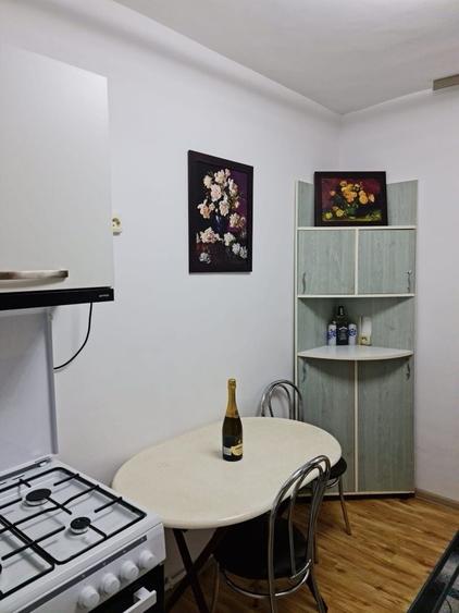 Apartament cu 2 camere semidecomandat în Exterior Vest