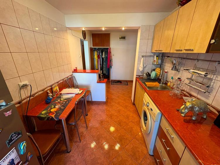 Apartament cu 3 camere decomandat în Nicolae Grigorescu