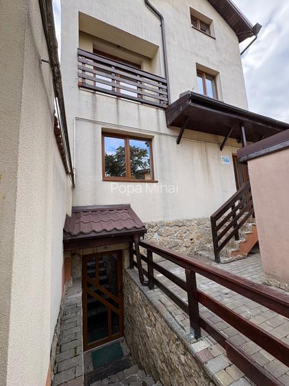 Casă cu 4 camere cu Teren 230 Mp în Dacia