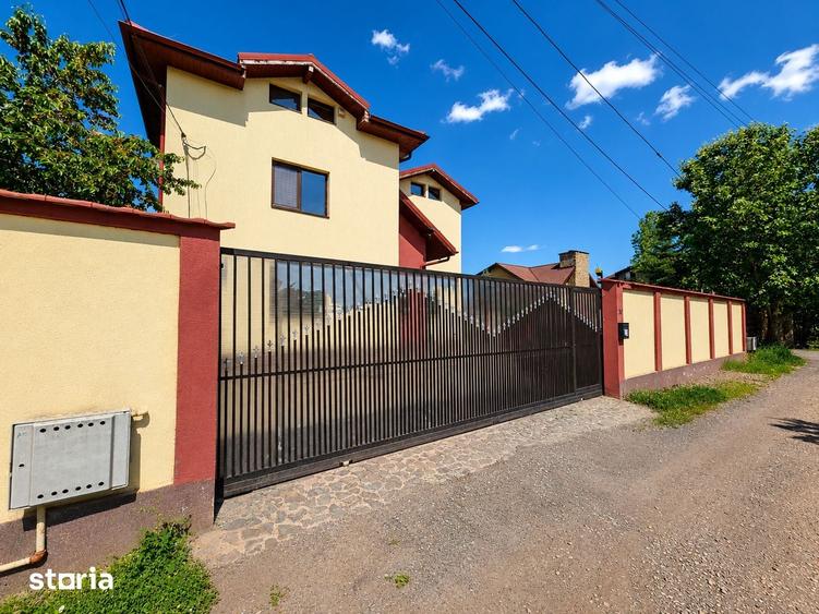 Casă cu 6 camere cu Teren 500 Mp în Crevedia