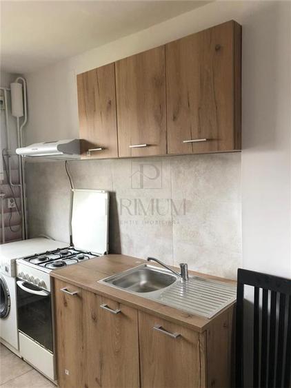Apartament cu 2 camere decomandat în Olimpia-Stadion