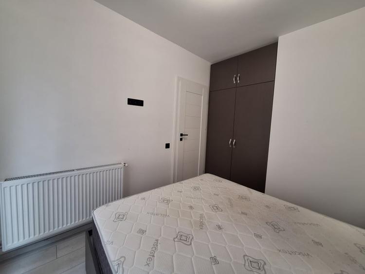 Apartament cu 2 camere semidecomandat, mobilat în Florești — fotografia 2