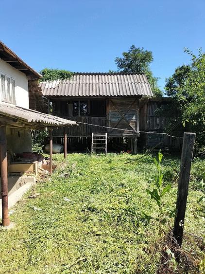 Casă cu 3 camere cu Teren 900 Mp în Gâlcești