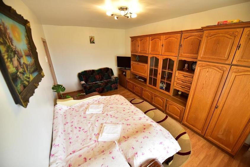 Apartament cu 2 camere decomandat, mobilat în Vasile Aaron