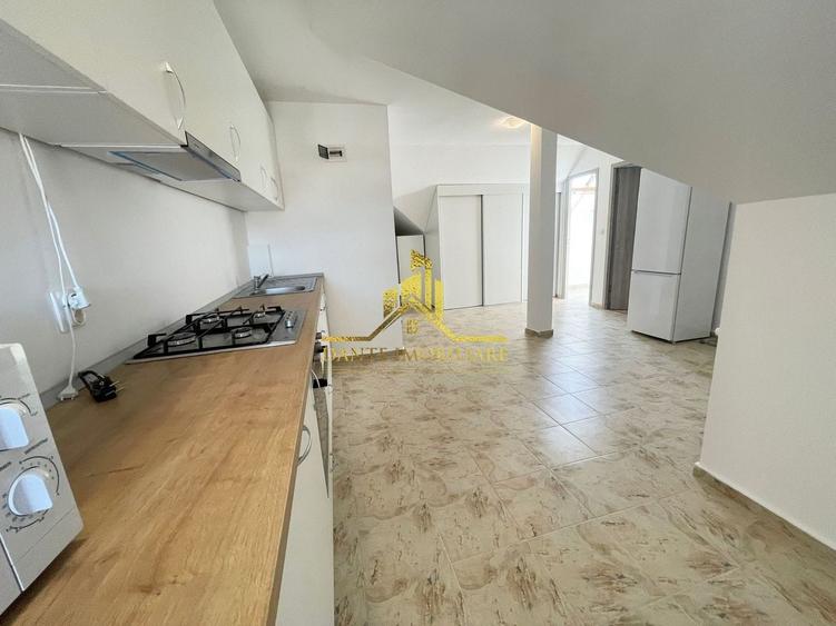 Apartament cu 2 camere semidecomandat, mobilat în Florești