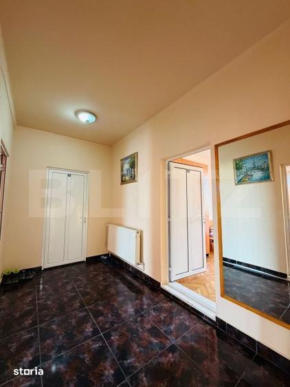 Casa individuala - 9 camere, 369 mp, 868 mp teren, zona Micro 1 - 5